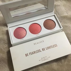 Realher Blush Palette